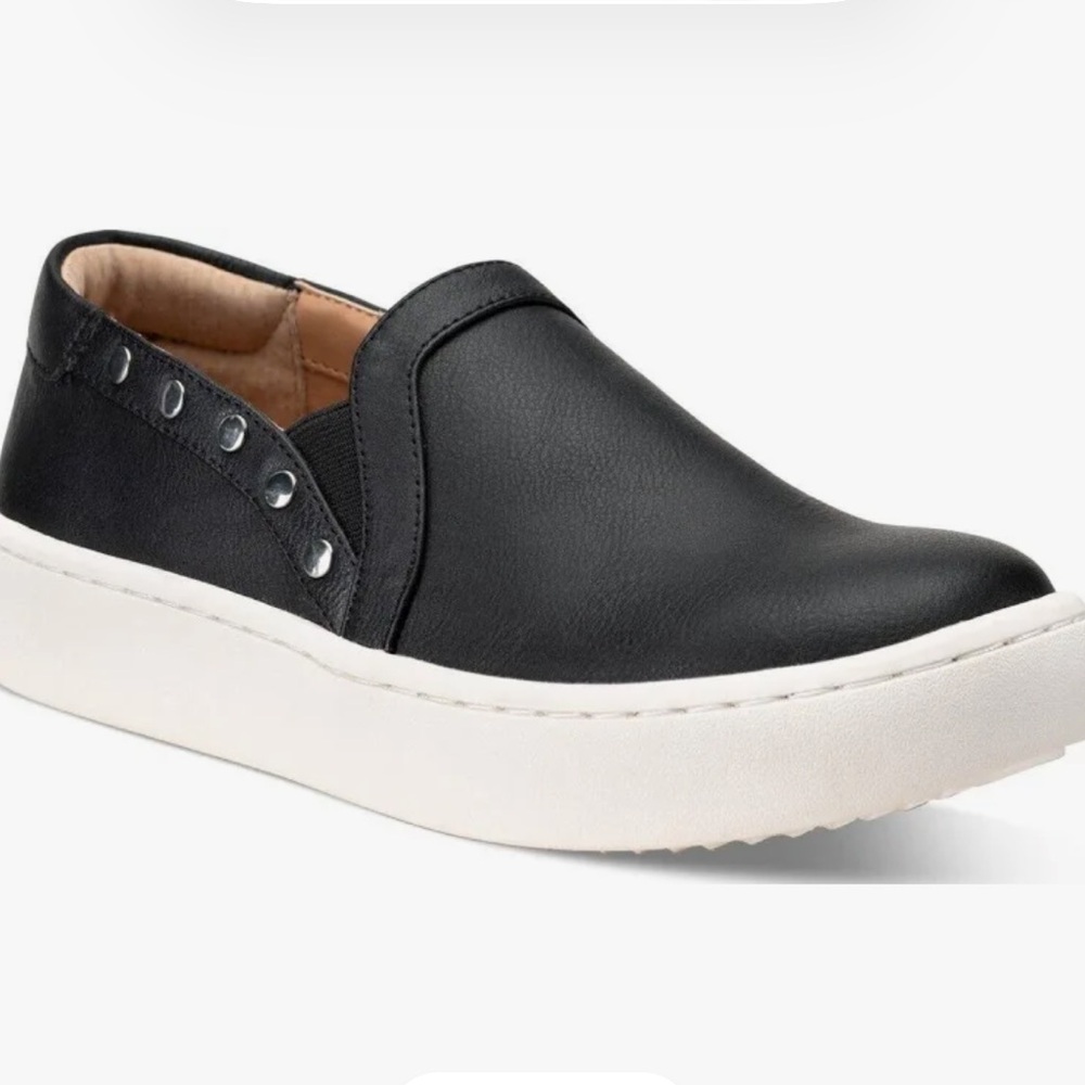Sun + Stone Emelyy Slip-on Platform Sneakers Size 6.5 Black w/ Silver St…